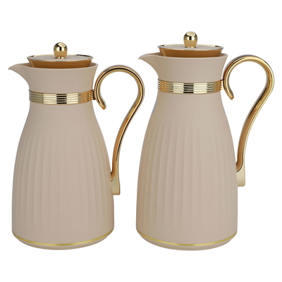 Dana plastic thermos set from Al Saif Gallery, 1 liter - 0.75 litres, with gold-beige handle product image 1